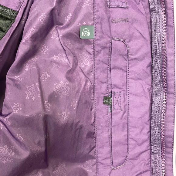 🪻Columbia | Purple HIGHLY WATER RESISTANT CONSTRUCTION Rain Jacket w/Hood Sz L - Picture 5 of 9
